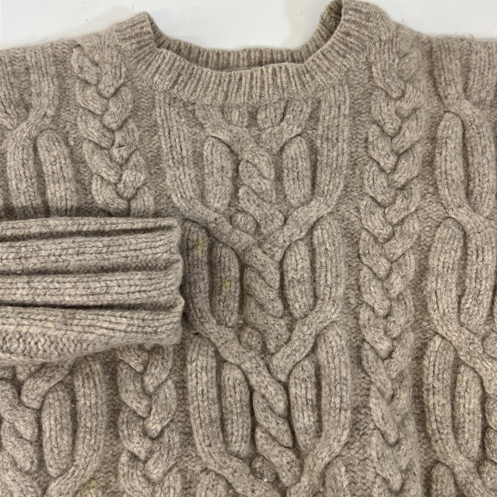 Vintage Gap Sweater Beige Chunky 100% Lambswool Cable Knit Crewneck Pullover
